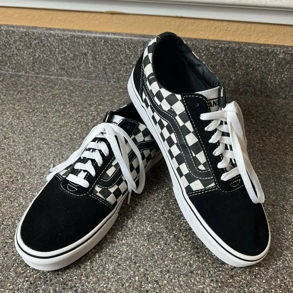 Vans Classic Men's Sz 9 Sneaker Skate Shoes Lace Up Low Black Check Suede/Canvas